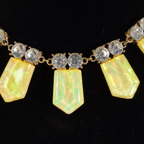 Vintage‎ Yellow Opalescent Geometric Bib Necklace With Clear Crystal Accents - Picture 3 of 7
